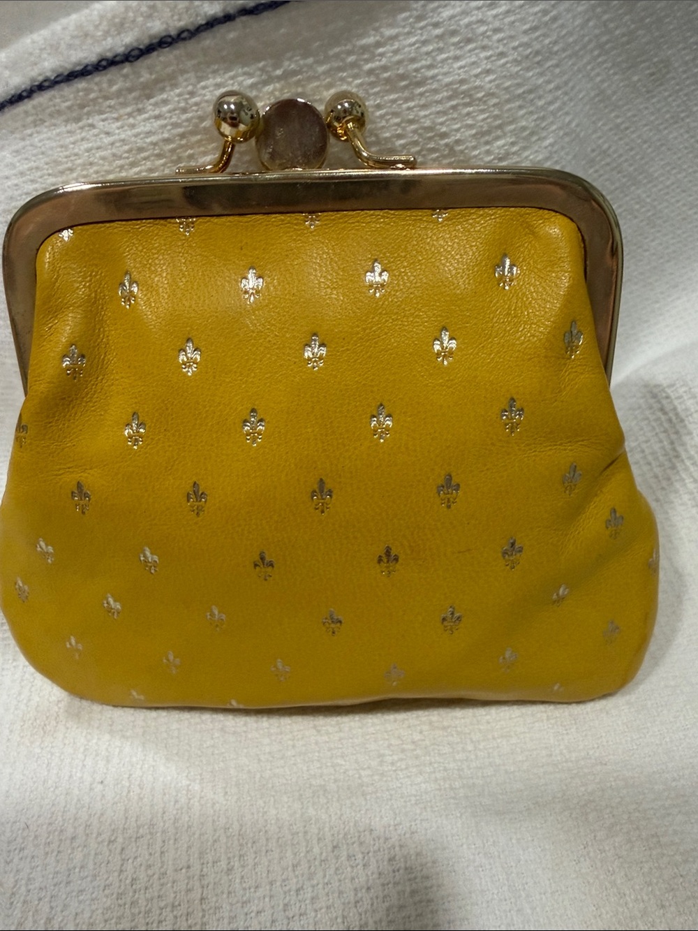 Gold Accented Vintage 50’s Kiss Lock Brown Suede inside Coin Purse Women’s bags